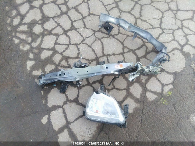 JA4AT3AA3JZ617629 Mitsubishi Eclipse Cross Es