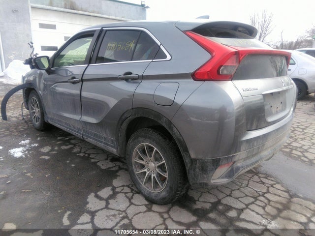 JA4AT3AA3JZ617629 Mitsubishi Eclipse Cross Es