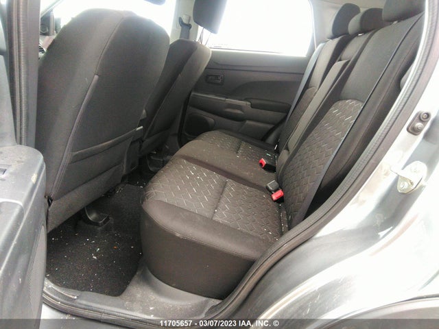 JA4AJUAU5NU602784 Mitsubishi RVR
