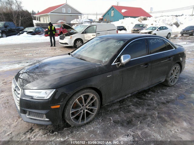 WAUC4AF42JA135152 Audi S4 Prestige