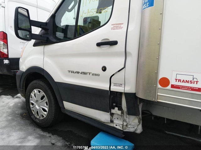 Ford Transit T-250 2020 1FDBR5P8XLKA57172 Image 7