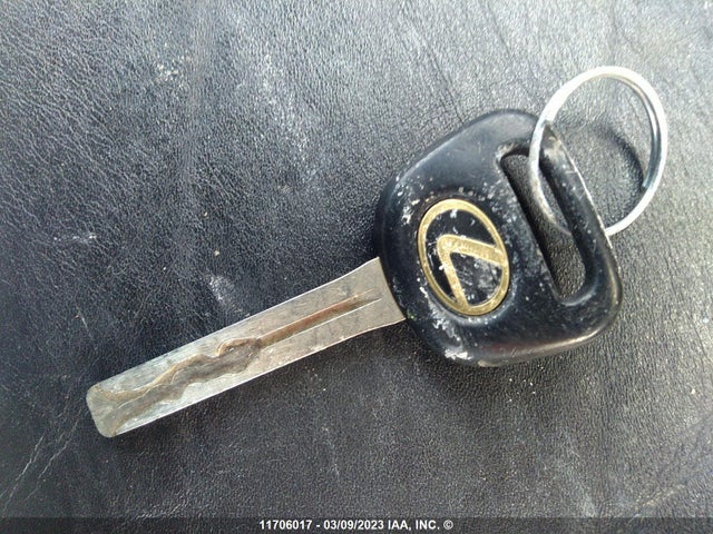 JT8UF11E7P0175760 Lexus LS 400