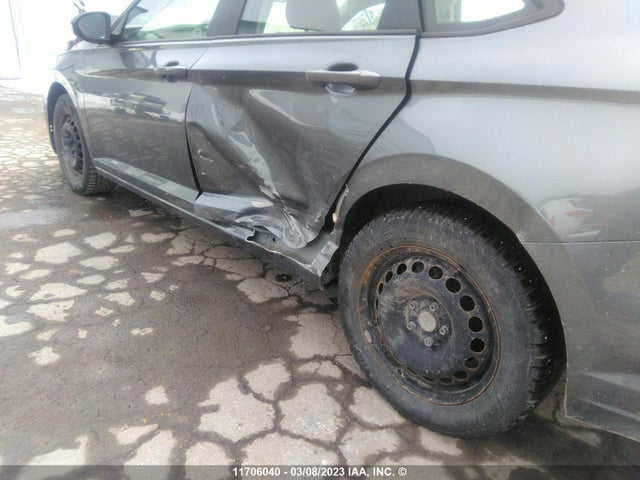 3VWC57BU6KM176927 Volkswagen JETTA