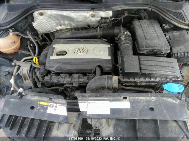 WVGKV7AX7FW525850 Volkswagen TIGUAN