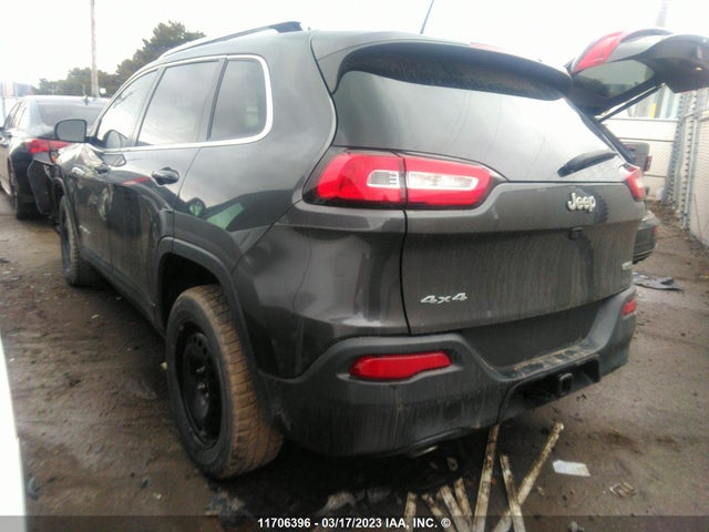 1C4PJMCB7GW358638 Jeep Cherokee Latitude
