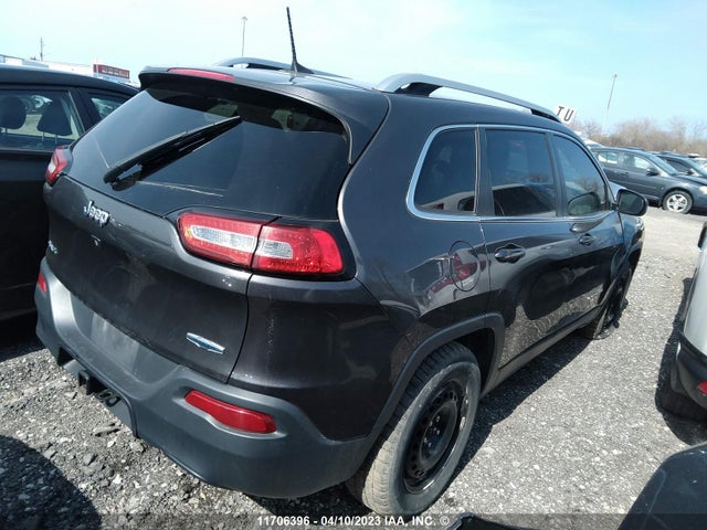 1C4PJMCB7GW358638 Jeep Cherokee Latitude