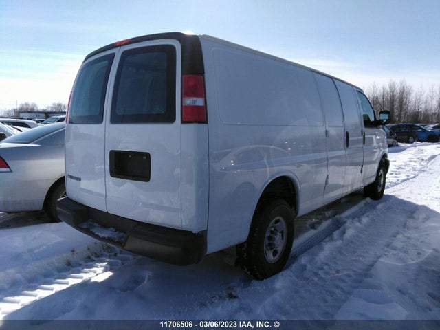 Chevrolet Express G2500 2018 1GCWGBFP5J1334512 Image 4
