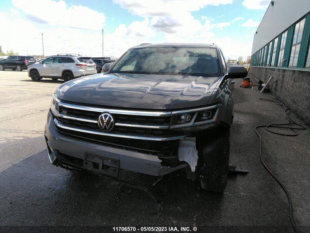 1V2FE2CA8PC203527 Volkswagen Atlas Cross Sport Se