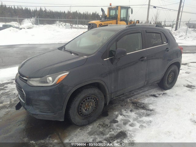 Chevrolet TRAX 1LT 2018 3GNCJPSBXJL266221 Image 2