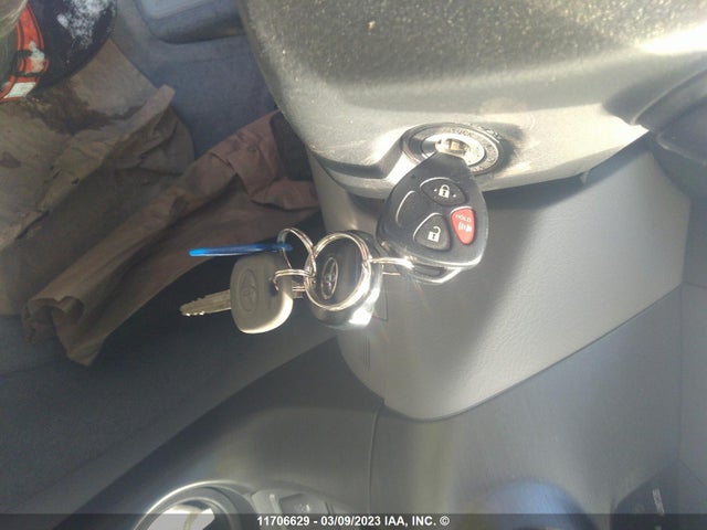 Toyota RAV4 2010 2T3ZF4DV7AW045470 Image 3
