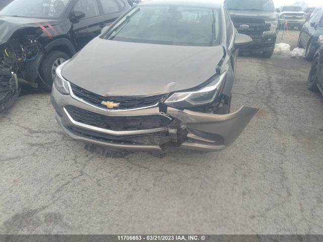 Chevrolet CRUZE LT 2018 3G1BE6SM6JS574537 Image 8