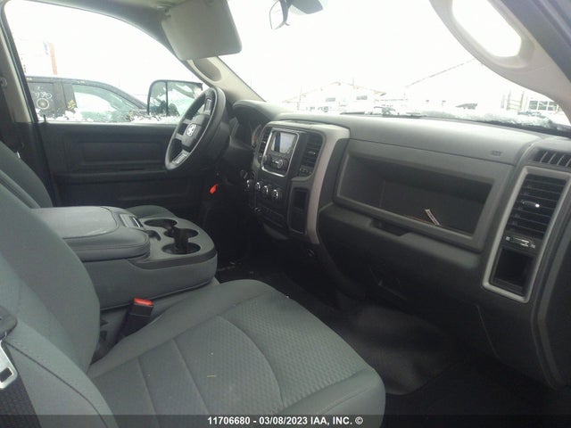 1C6RR7FG9HS563243 RAM 1500 St