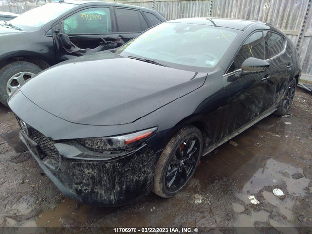 Mazda 3 Premium 2023 JM1BPBMYXP1607057 Image 2