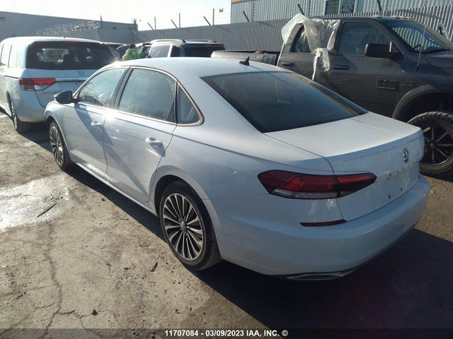 Volkswagen Passat Limited Edition 2022 1VWBA7A38NC007966 Image 3