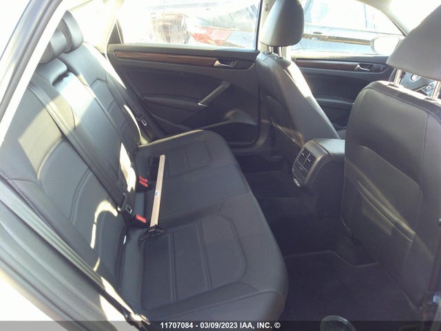 Volkswagen Passat Limited Edition 2022 1VWBA7A38NC007966 Image 8