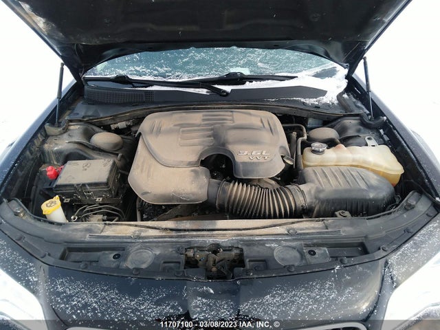 2C3CCARG6KH560473 Chrysler 300 Touring