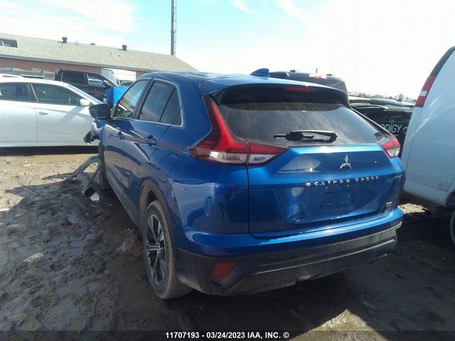 JA4ATUAA5NZ600925 Mitsubishi Eclipse Cross Es