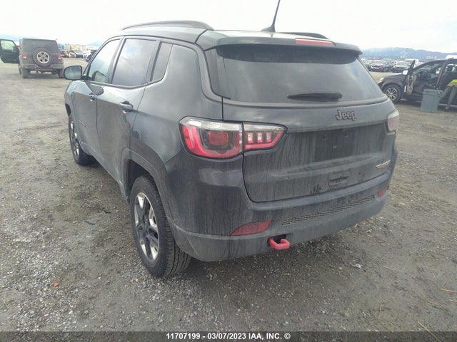3C4NJDDB8JT128660 Jeep Compass Trailhawk