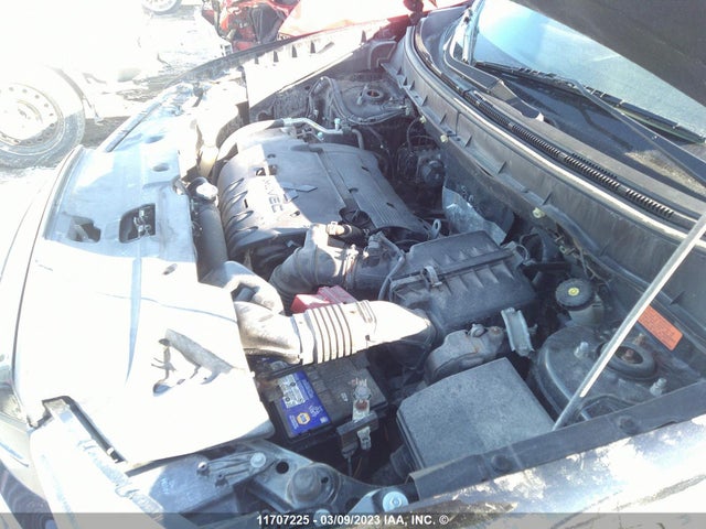 JA4AJ3AU5JU601252 Mitsubishi RVR SE