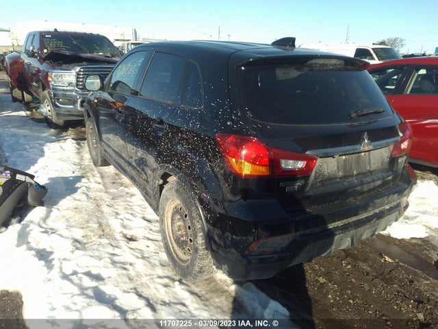 JA4AJ3AU5JU601252 Mitsubishi RVR SE