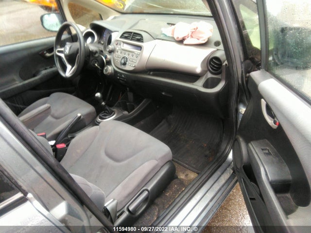 Honda FIT LX 2013 LUCGE8G58D3001915 Image 6