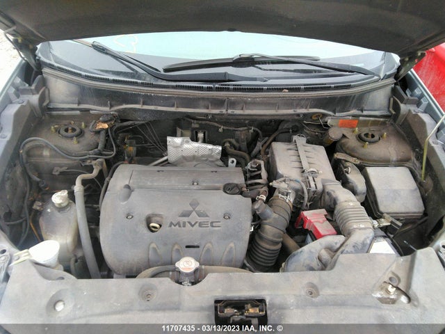 4A4AH3AU3EE606881 Mitsubishi RVR SE