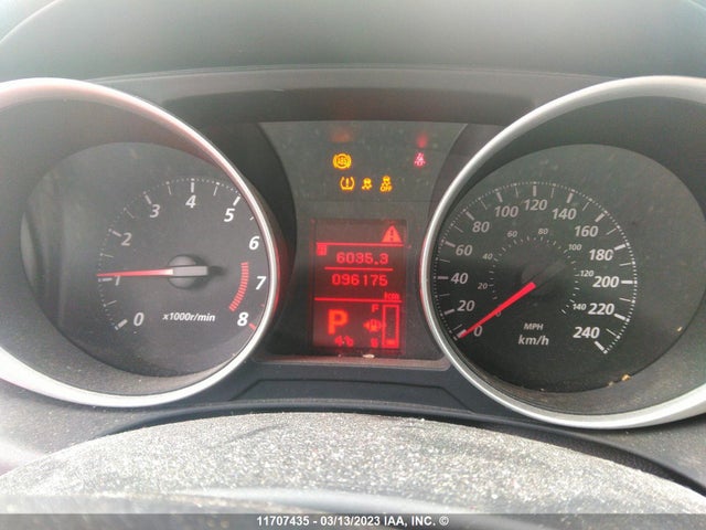 4A4AH3AU3EE606881 Mitsubishi RVR SE