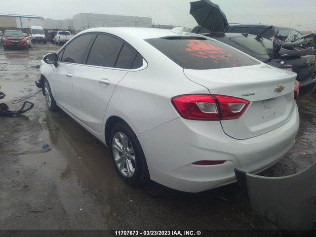 Chevrolet CRUZE LT 2019 1G1BE5SM3K7125097 Image 3