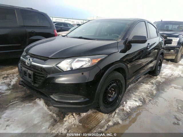 Honda HR-V LX 2016 3CZRU6H39GM103397 Image 2