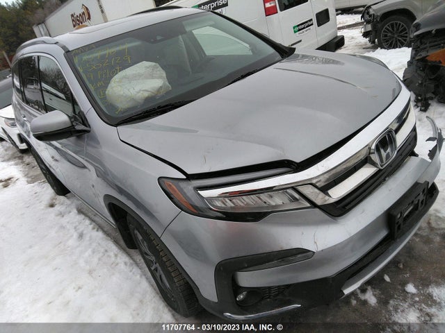 Honda Pilot Touring 2019 5FNYF6H90KB502129 Image 1