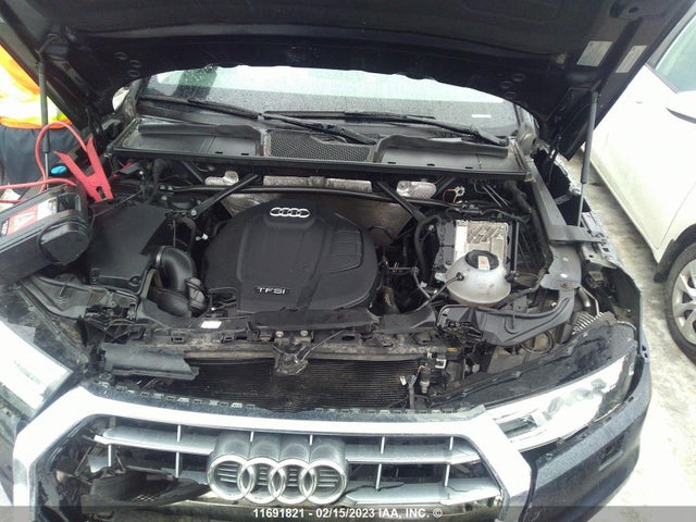 WA1BNAFY1K2114989 Audi Q5 Premium Plus