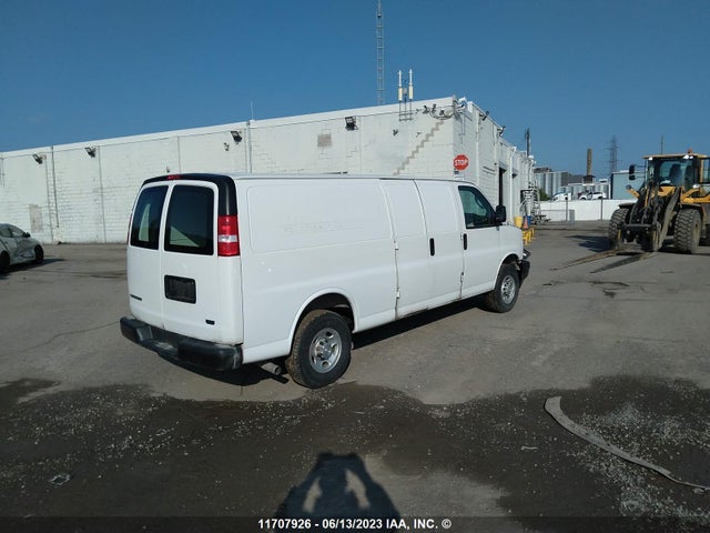 Chevrolet Express G2500 2020 1GCWGBFP3L1179980 Image 4