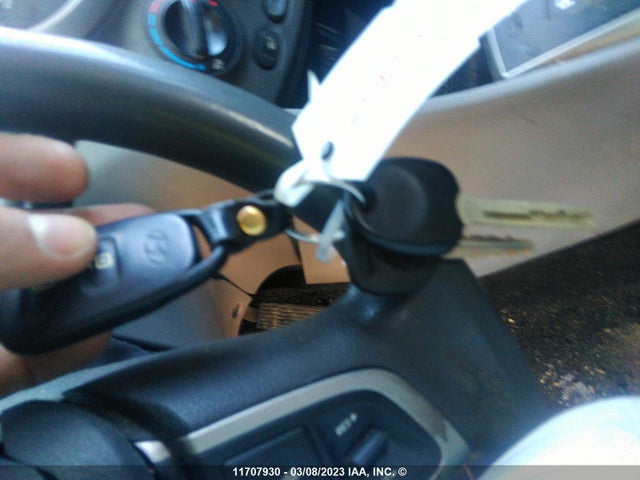 Hyundai ACCENT SE 2017 KMHCT4AE2HU204904 Image 3
