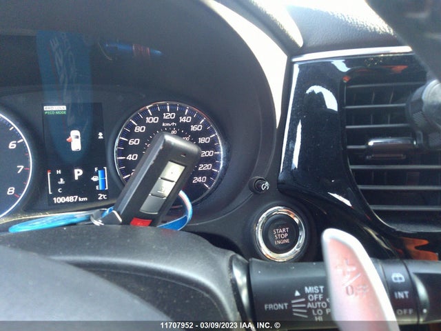 JA4JZ3AX0JZ605411 Mitsubishi Outlander Se/sel