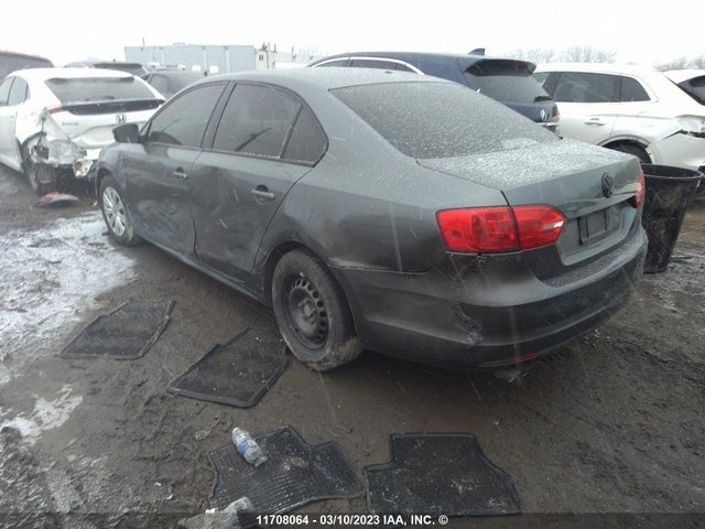 3VW2K7AJ7EM251540 Volkswagen JETTA S