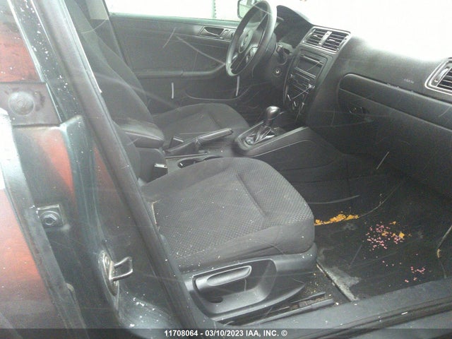 3VW2K7AJ7EM251540 Volkswagen JETTA S