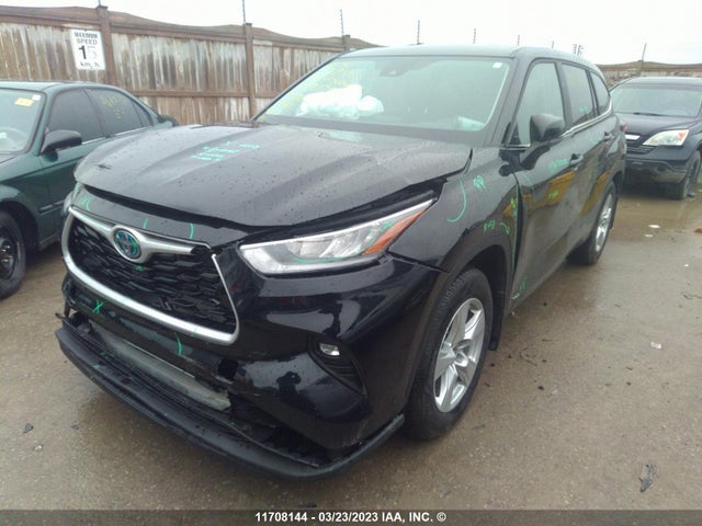 Toyota Highlander Hybrid Le 2023 5TDBBRCH7PS570075 Image 2