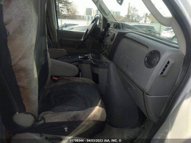 1FTNS2EL0EDA49147 Ford Econoline E250 Van