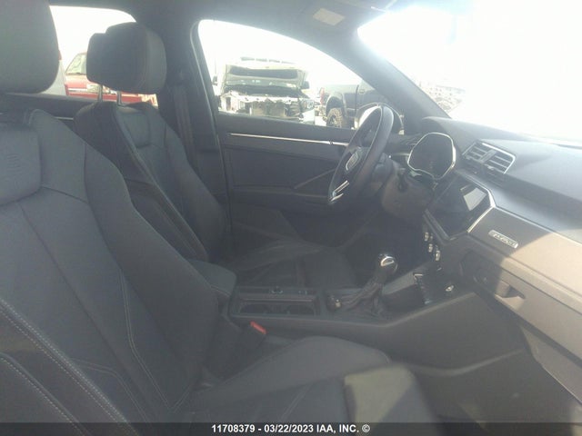 WA1EECF33N1050560 Audi Q3 Progressiv