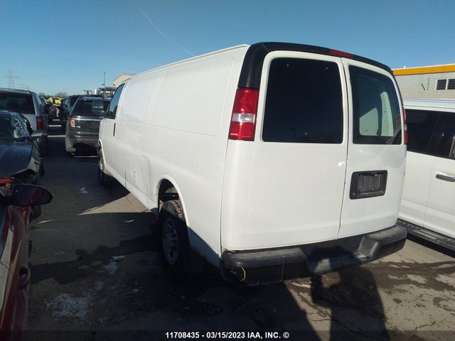 Chevrolet Express G2500 2021 1GCWGBFP7M1264631 Image 3