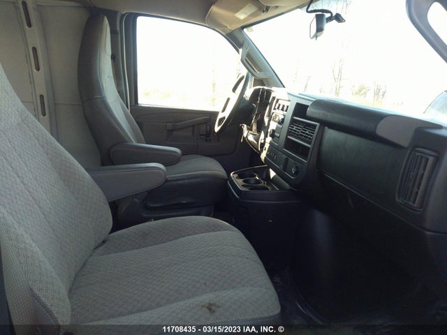 Chevrolet Express G2500 2021 1GCWGBFP7M1264631 Image 5