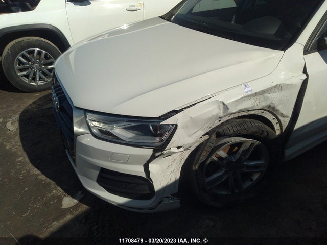 WA1EFCFS7GR023421 Audi Q3 Premium Plus