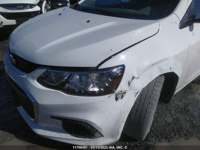 Chevrolet Sonic 2017 1G1JD5SH5H4157951 Image 6
