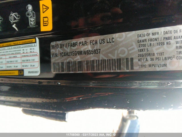 1C4HJXEG9MW655937 Jeep TJ