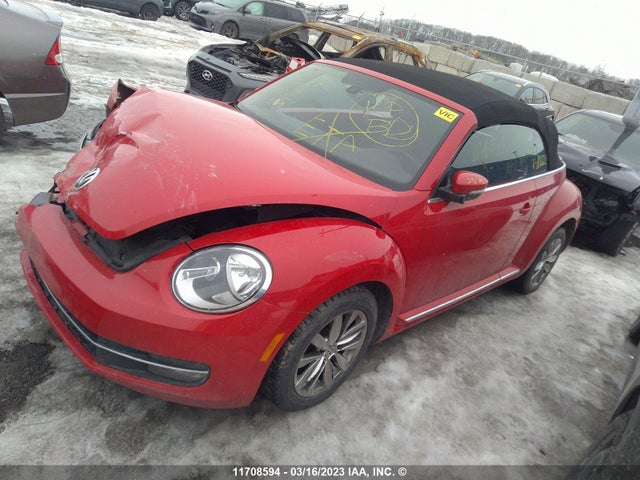 3VW507AT7FM802622 Volkswagen BEETLE