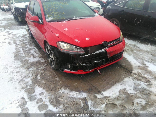 3VW547AUXFM090426 Volkswagen GTI