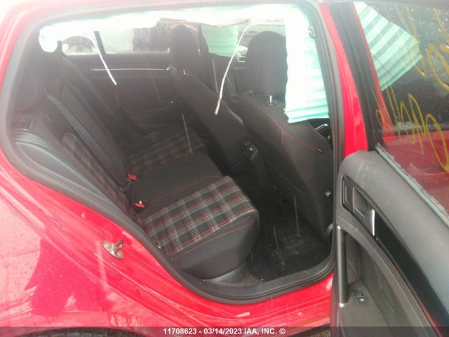 3VW547AUXFM090426 Volkswagen GTI