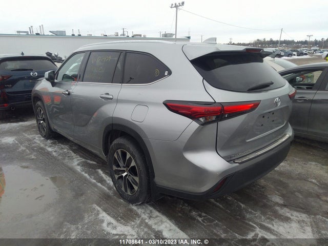 Toyota Highlander Xle 2021 5TDGZRBH3MS122429 Image 5
