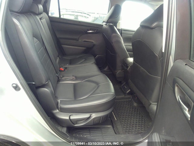 Toyota Highlander Xle 2021 5TDGZRBH3MS122429 Image 10