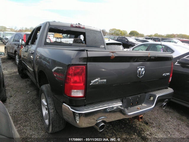 1C6RR7LMXGS136985 RAM 1500 Slt
